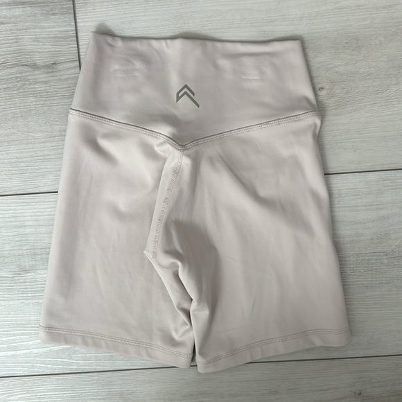 Oner active timeless high waisted shorts - Picture 2 of 3